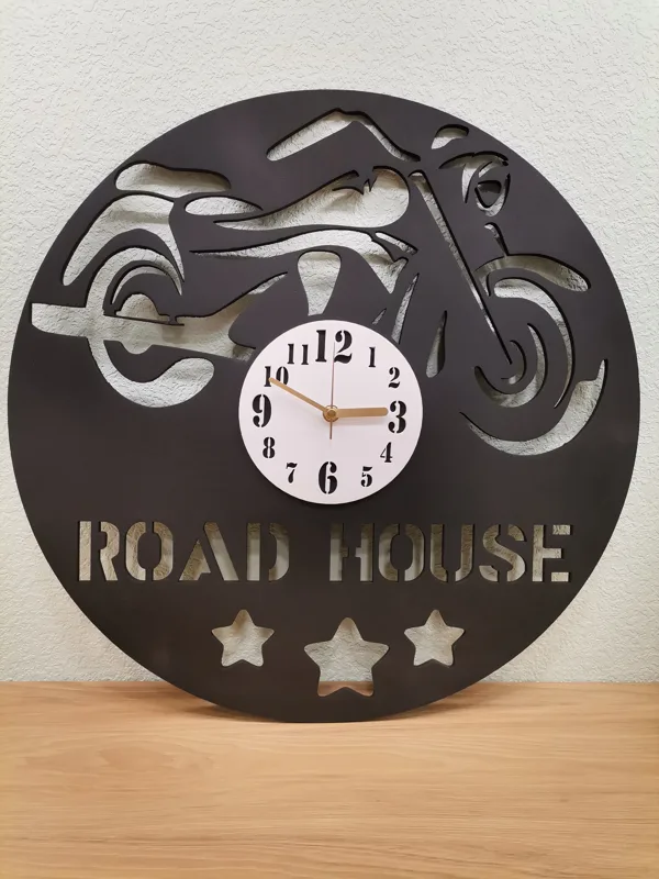 Sienas pulkstenis 50cm diametrā Road House